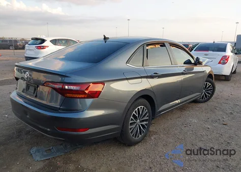 2019 Volkswagen Jetta 1.4T Sel from USA, damaged, VIN 3VWE57BU1KM004619